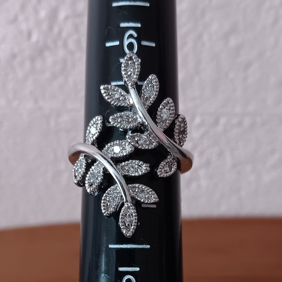 Silver Tone Rhinestone Leaf Wrap Ring - Picture 3 of 9